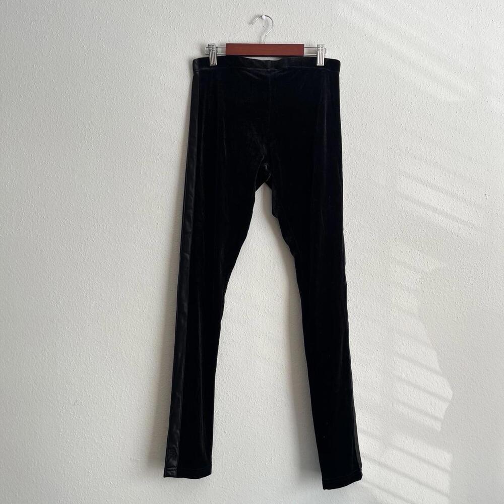 ✨SOLD✨ Lauren Ralph Lauren Black Velour Leggings